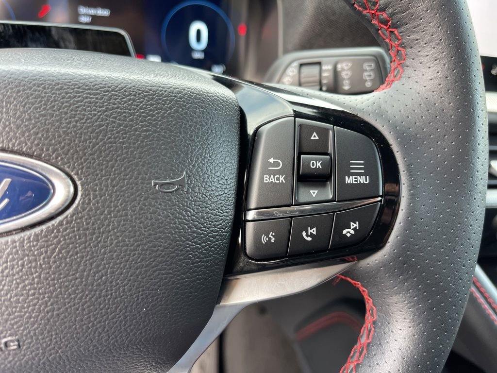 Certified 2025 Ford Explorer ST-Line w/ ST-Line Street Pack image 18