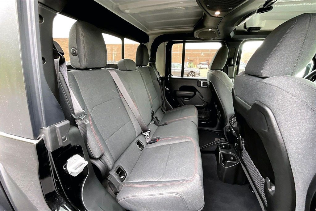 Used 2026 Jeep Gladiator Rubicon w/ Steel Power Dome Hood Package AWD/4WD image 25