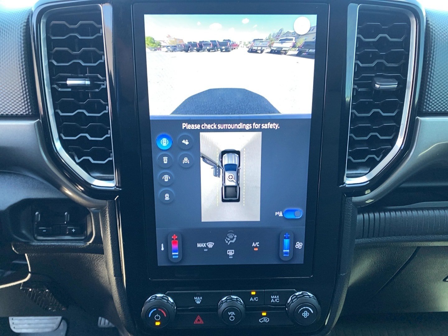 Certified 2025 Ford Ranger XLT AWD/4WD image 16