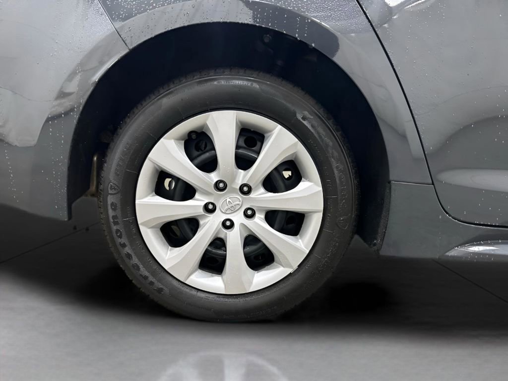 Used 2025 Toyota Corolla LE image 10