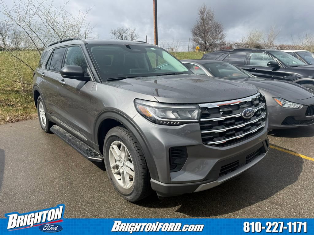 Certified 2025 Ford Explorer Active AWD/4WD image 1