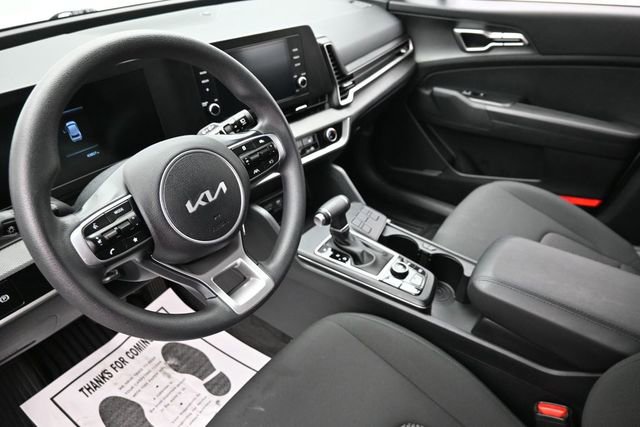 Used 2024 Kia Sportage LX FWD image 24