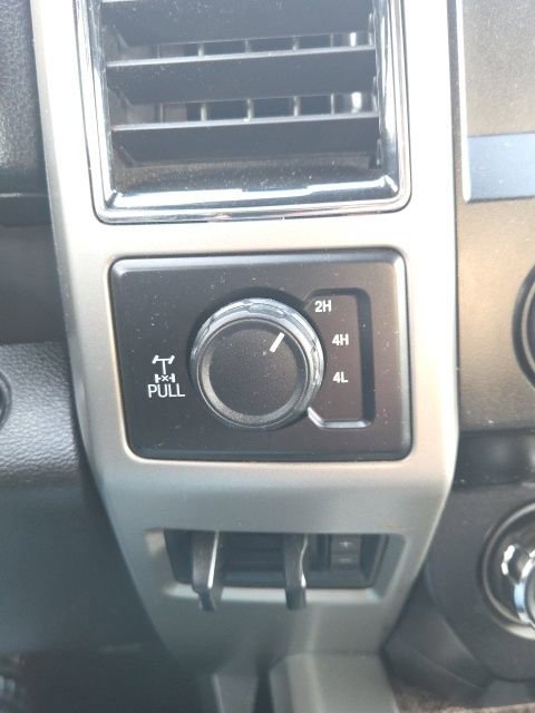 Certified 2019 Ford F350 Lariat w/ Lariat Ultimate Package image 43