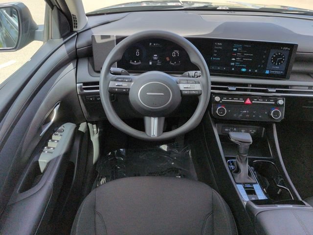 Used 2026 Hyundai Tucson SEL Plus FWD image 17