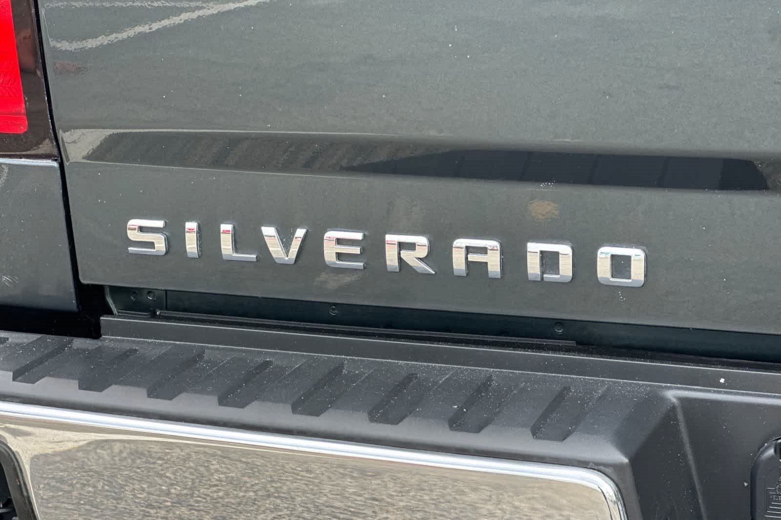 Used 2018 Chevrolet Silverado 1500 LT w/ All Star Edition image 26