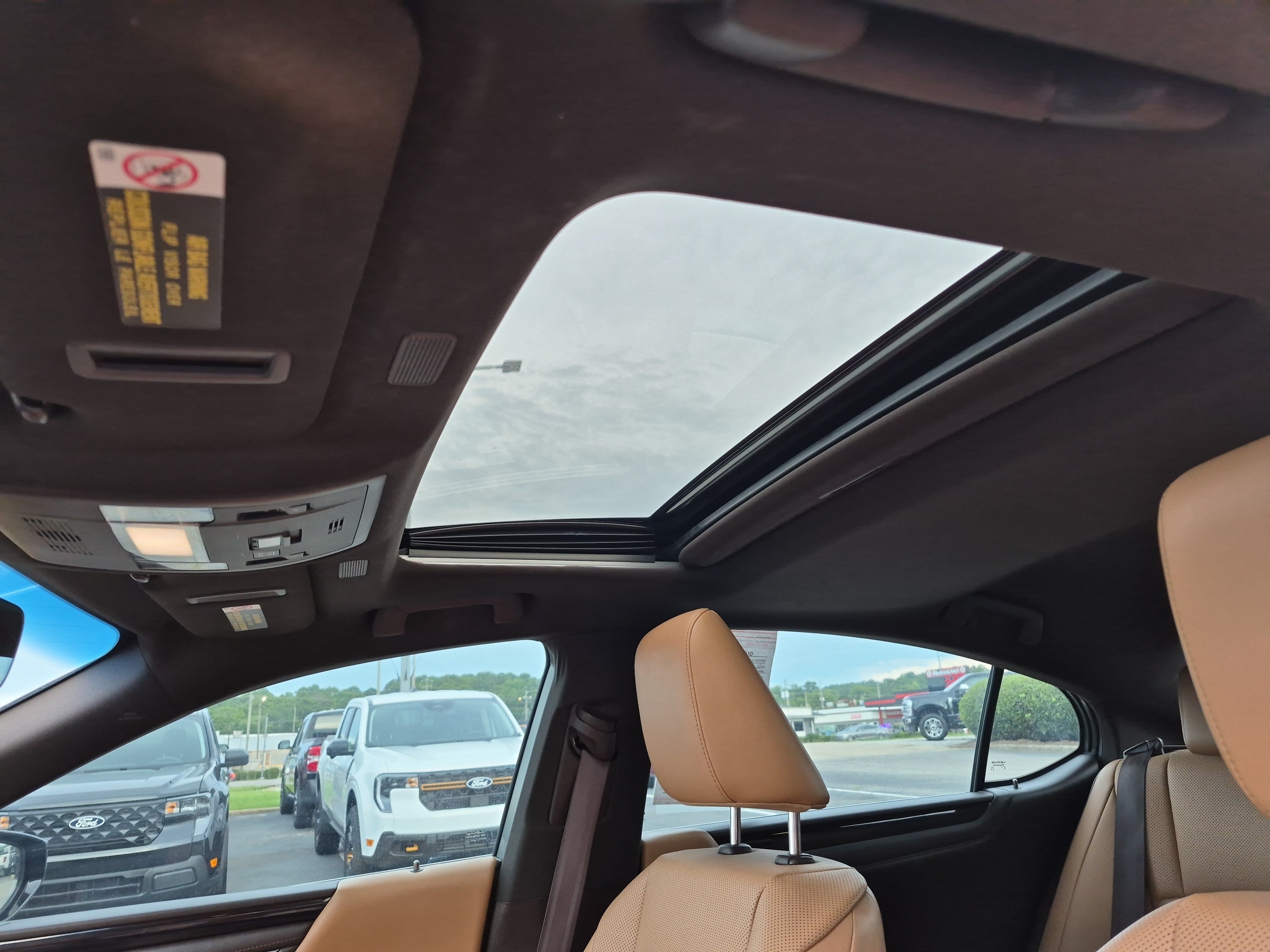Used 2019 Lexus ES 350 w/ Premium Package FWD image 8