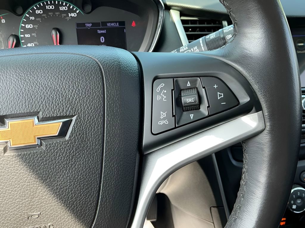 Used 2019 Chevrolet Trax LT w/ LT Convenience Package image 28