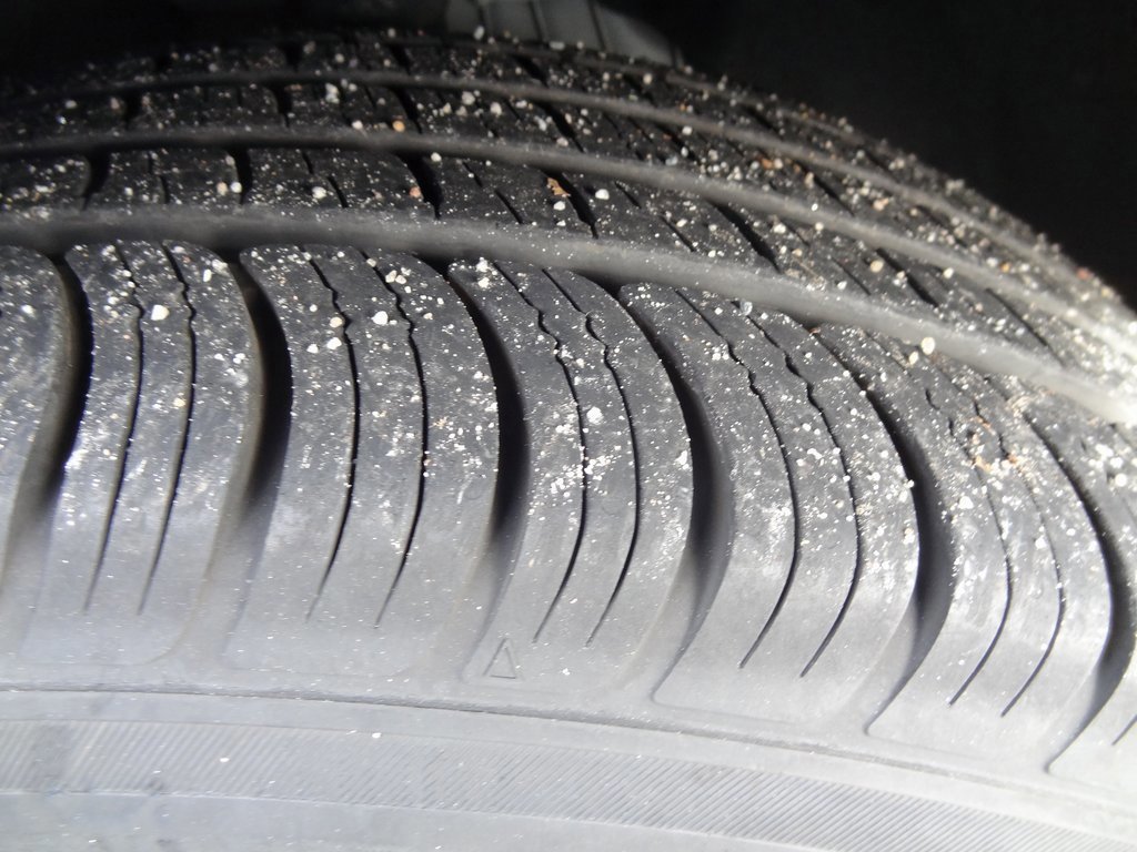 Certified 2020 Ford Explorer XLT w/ Equipment Group 202A image 14