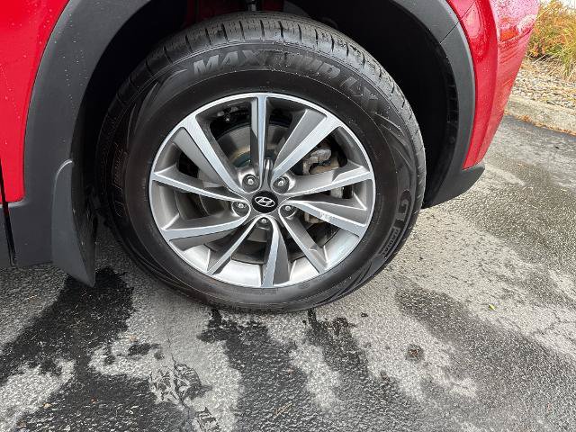 Used 2020 Hyundai Santa Fe Limited AWD/4WD image 11