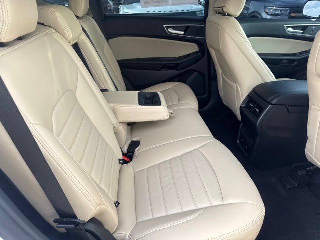 Certified 2024 Ford Edge SEL w/ Convenience Package AWD/4WD image 34