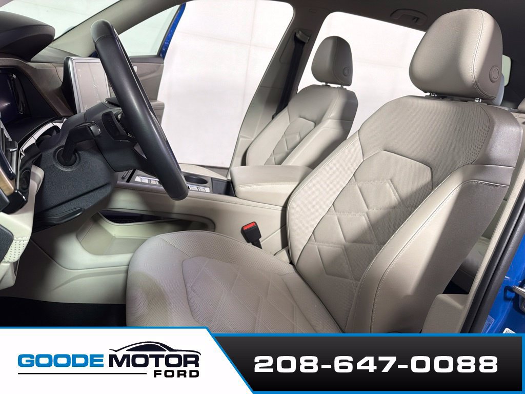 Used 2025 Volkswagen Atlas SE AWD/4WD image 10