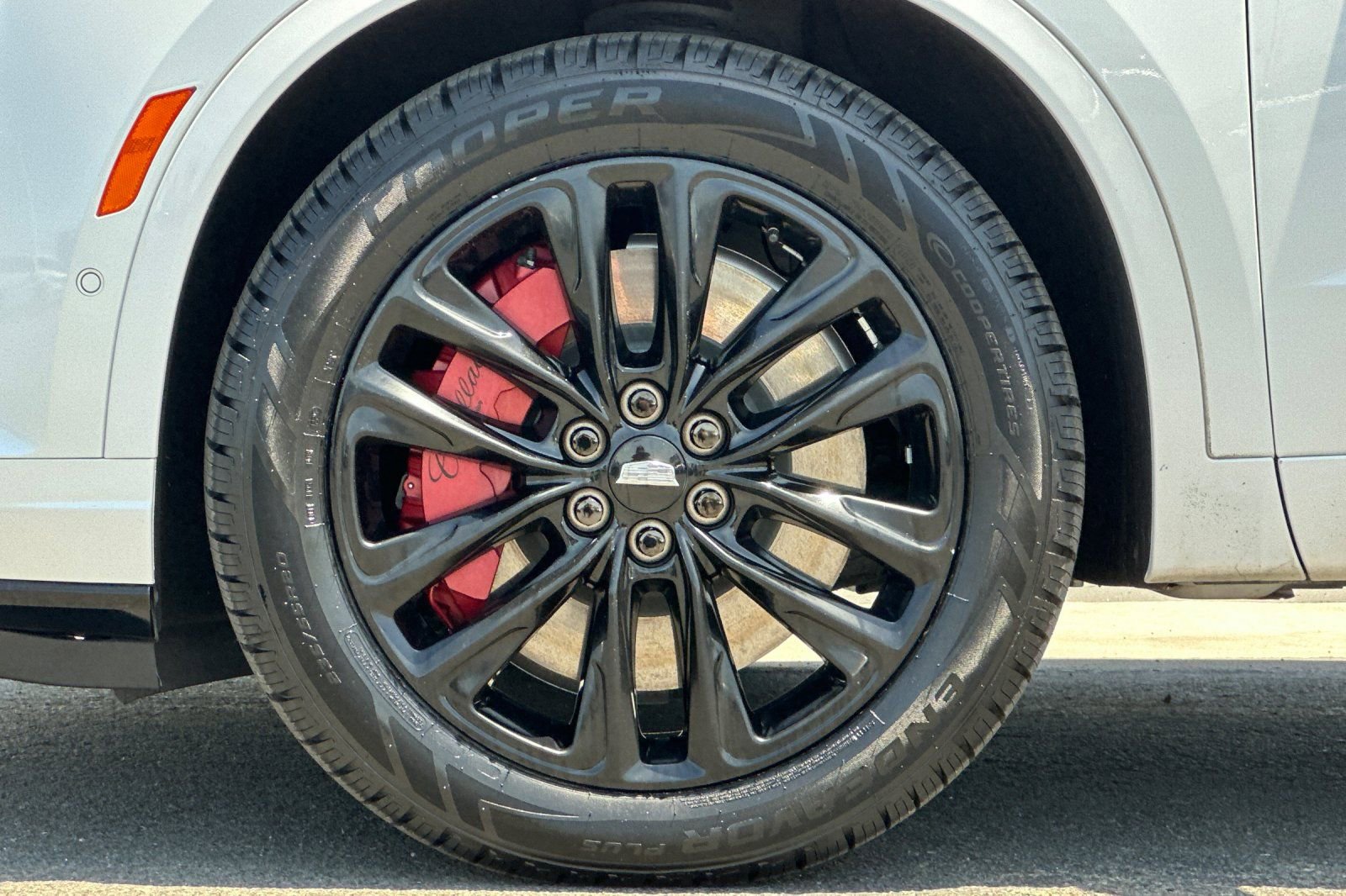 Used 2024 Cadillac XT6 Sport w/ LPO, Onyx Lite Package AWD/4WD image 27