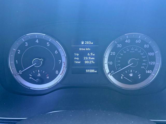 Used 2022 Hyundai Venue Limited FWD image 29