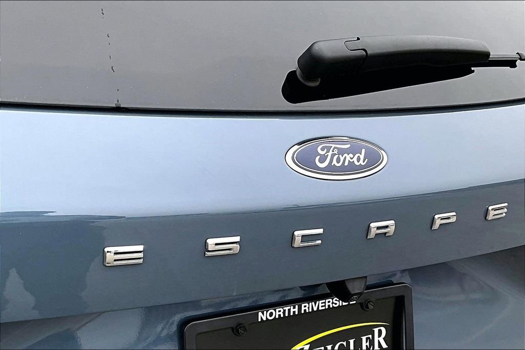 Certified 2024 Ford Escape ST-Line w/ Tech Pack #1 image 8