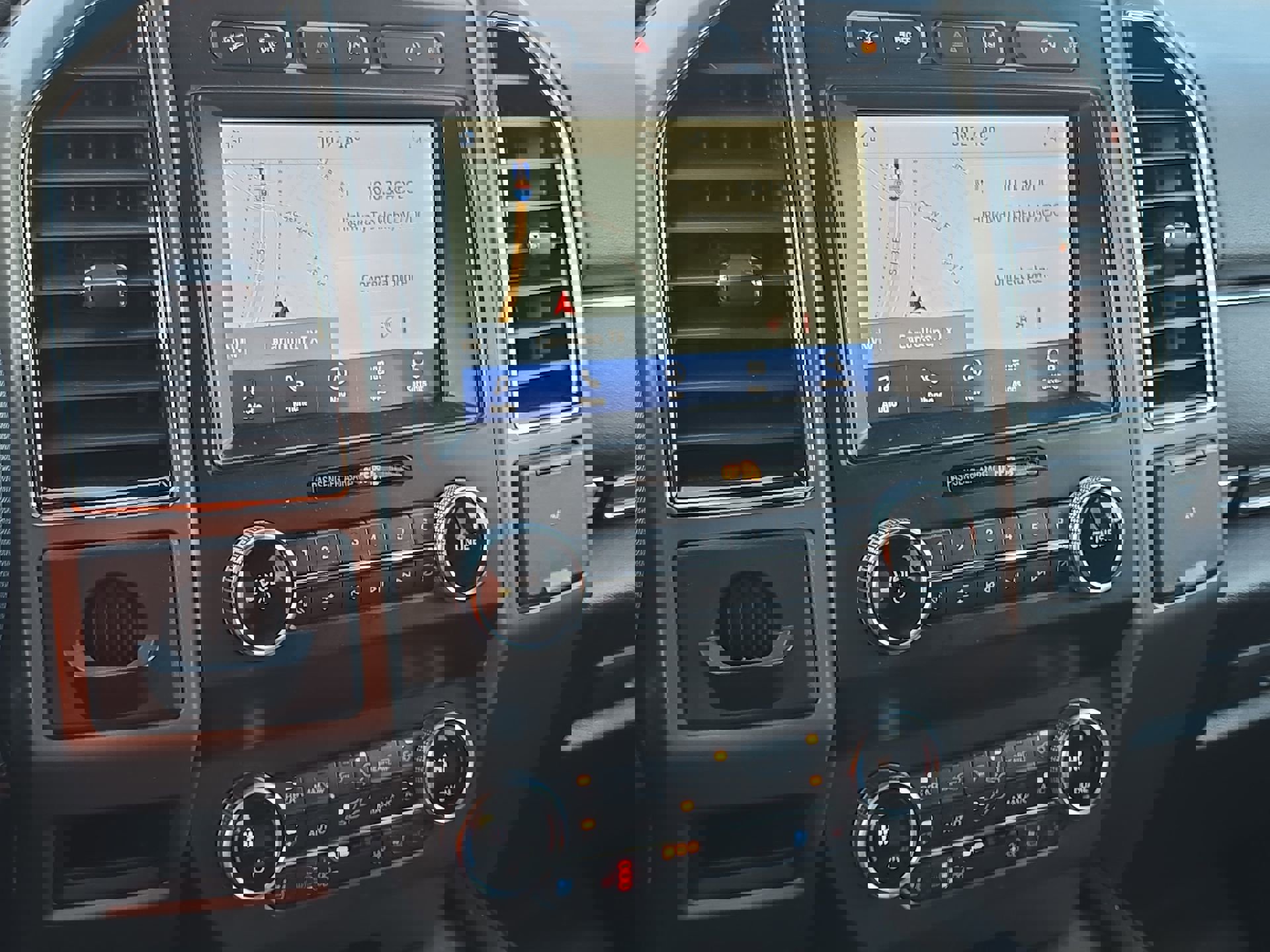 Certified 2021 Ford Expedition XLT image 17