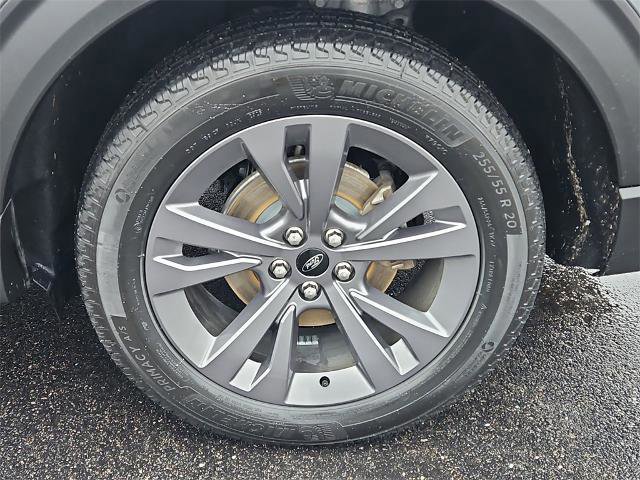 Certified 2023 Ford Explorer XLT w/ Equipment Group 202A image 30
