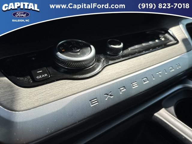 Certified 2025 Ford Expedition Max Platinum image 35