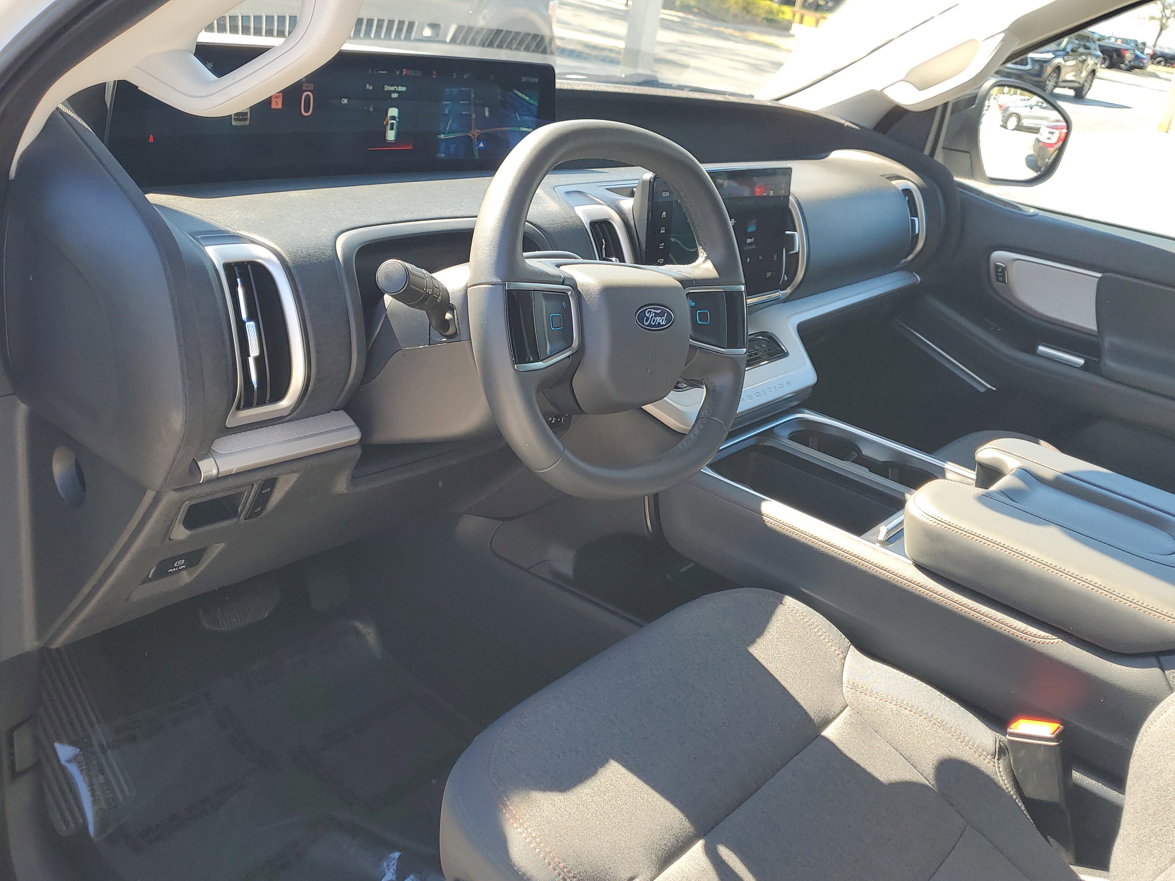 Certified 2025 Ford Expedition Max Active image 24