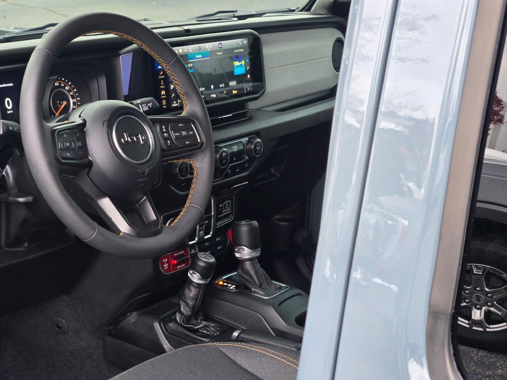 Used 2024 Jeep Wrangler Willys image 20