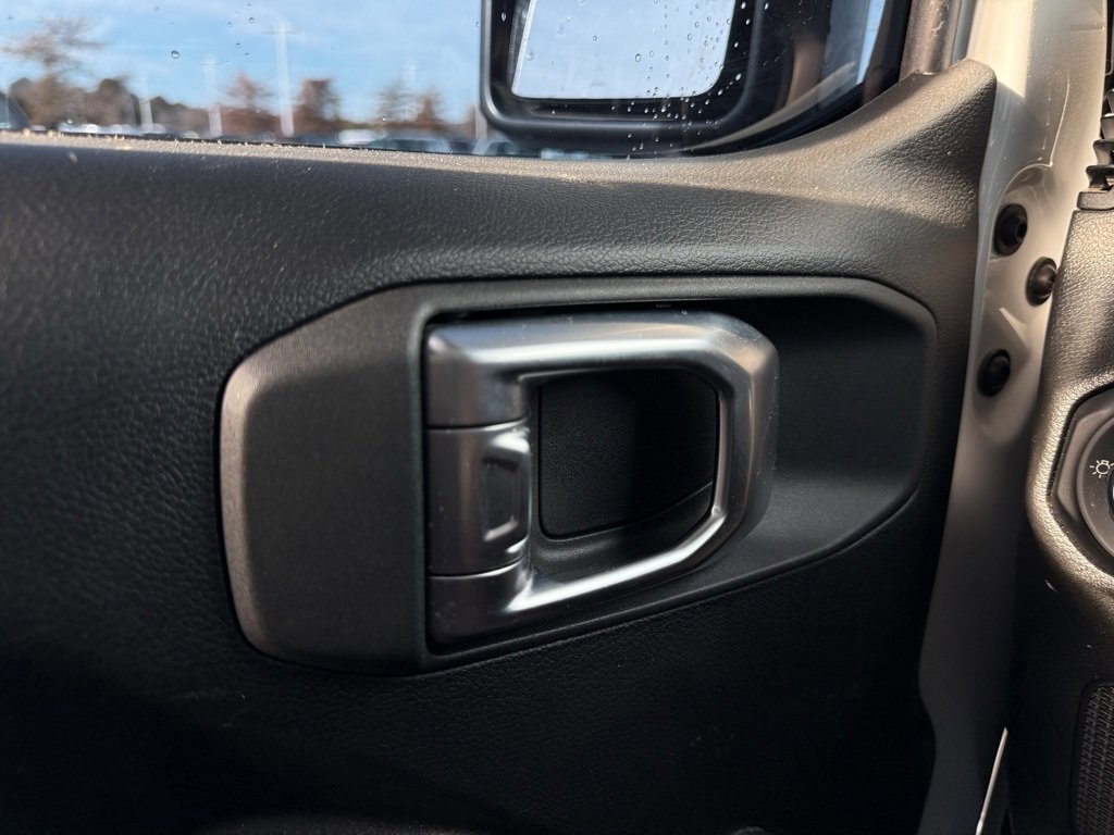 Used 2023 Jeep Gladiator Sport w/ Trailer Tow Package image 12