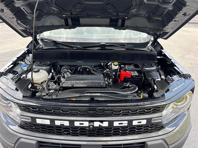 Certified 2025 Ford Bronco Sport Outer Banks w/ Outer Banks Tech Package+ AWD/4WD image 33