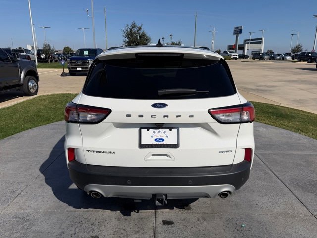Certified 2022 Ford Escape Titanium w/ Class II Trailer Tow Package image 2