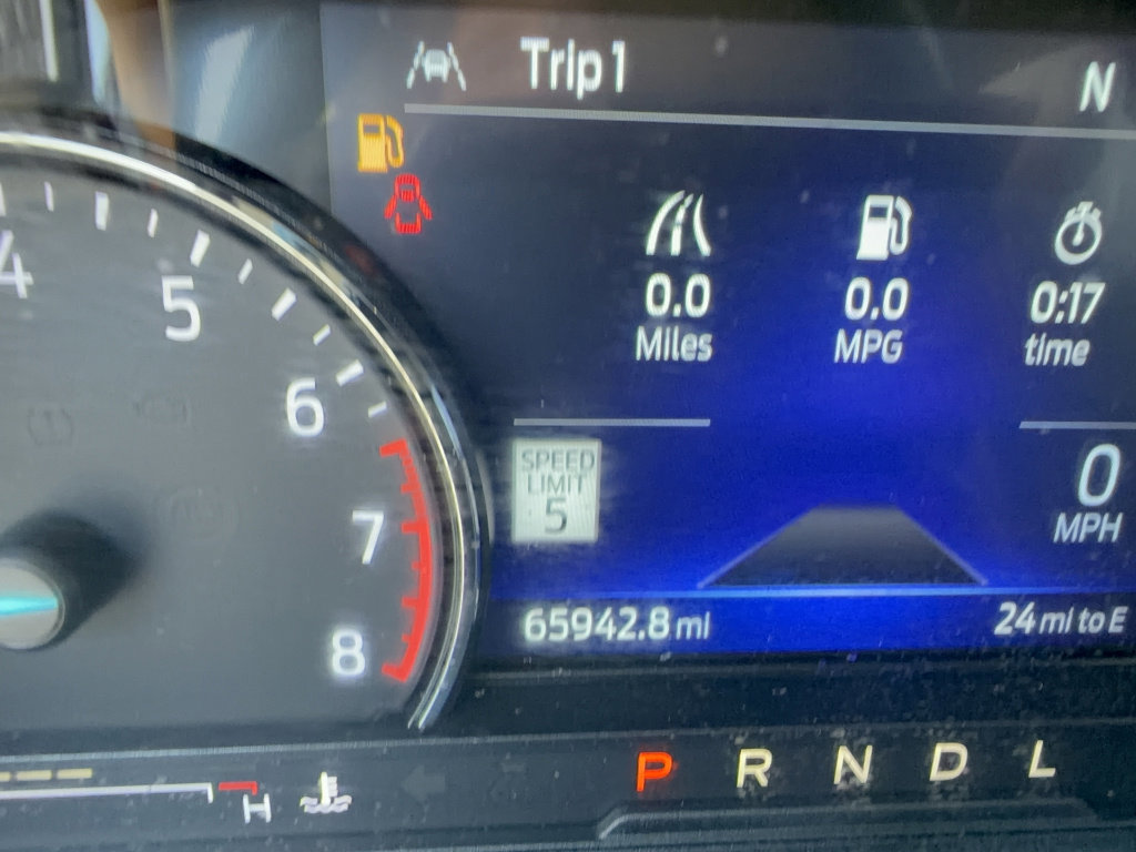 Certified 2022 Ford Explorer Limited w/ Limited Technology Package RWD image 18