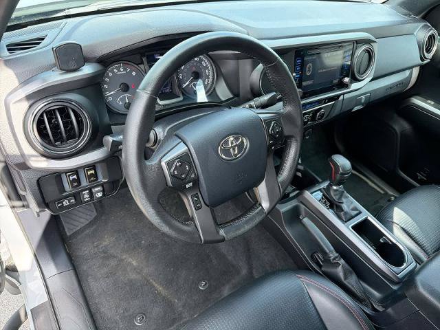Used 2017 Toyota Tacoma TRD Pro AWD/4WD image 10