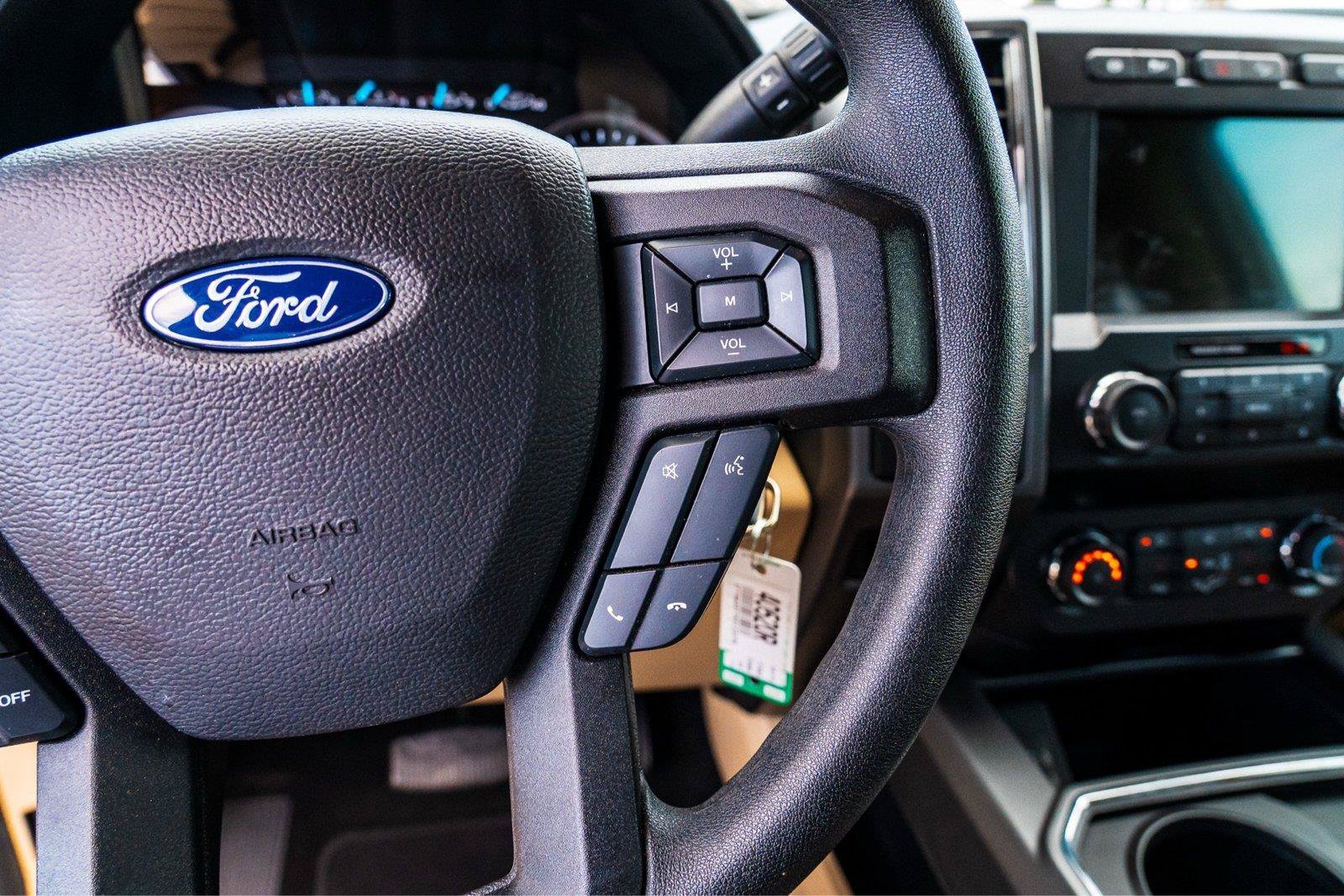 Certified 2019 Ford F350 XLT w/ XLT Premium Package AWD/4WD image 15