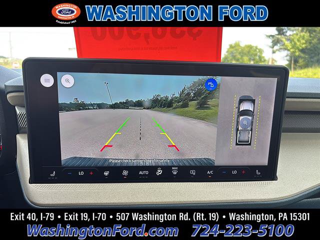 Certified 2025 Ford Maverick Lariat w/ 4K Tow Package AWD/4WD image 23