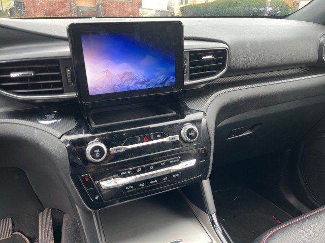 Certified 2022 Ford Explorer ST-Line w/ Class IV Trailer Tow Package image 7