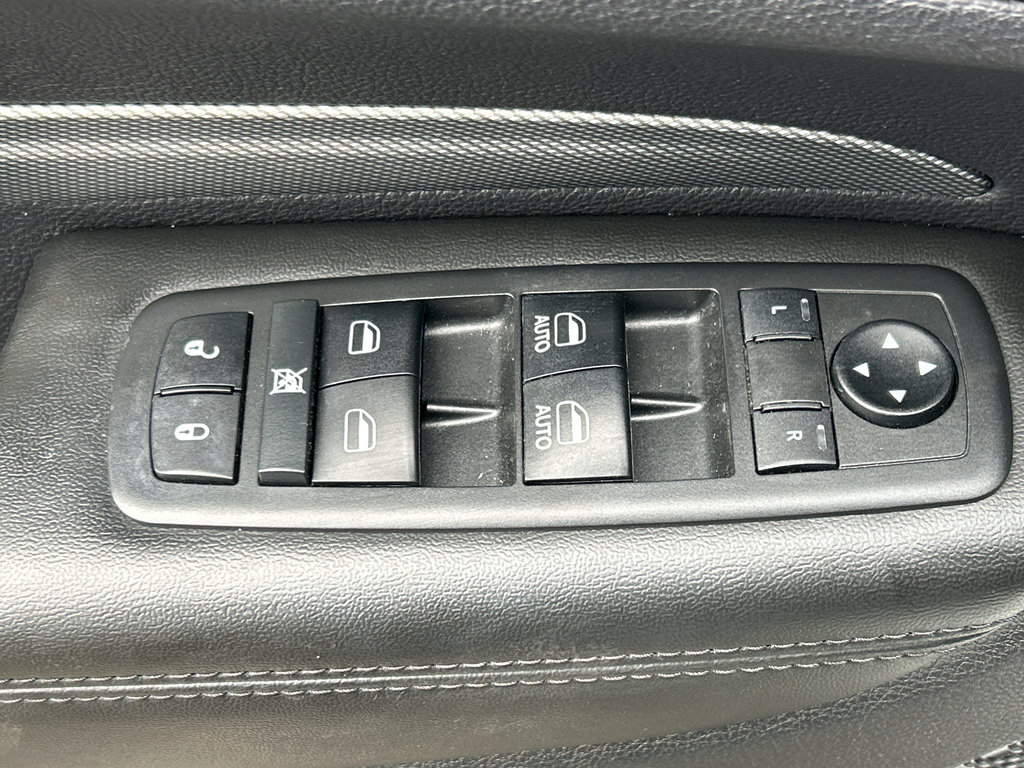 Used 2018 Dodge Durango GT AWD/4WD image 16