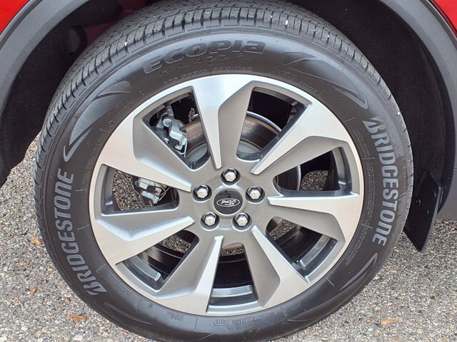 Certified 2023 Ford Escape Platinum AWD/4WD image 28