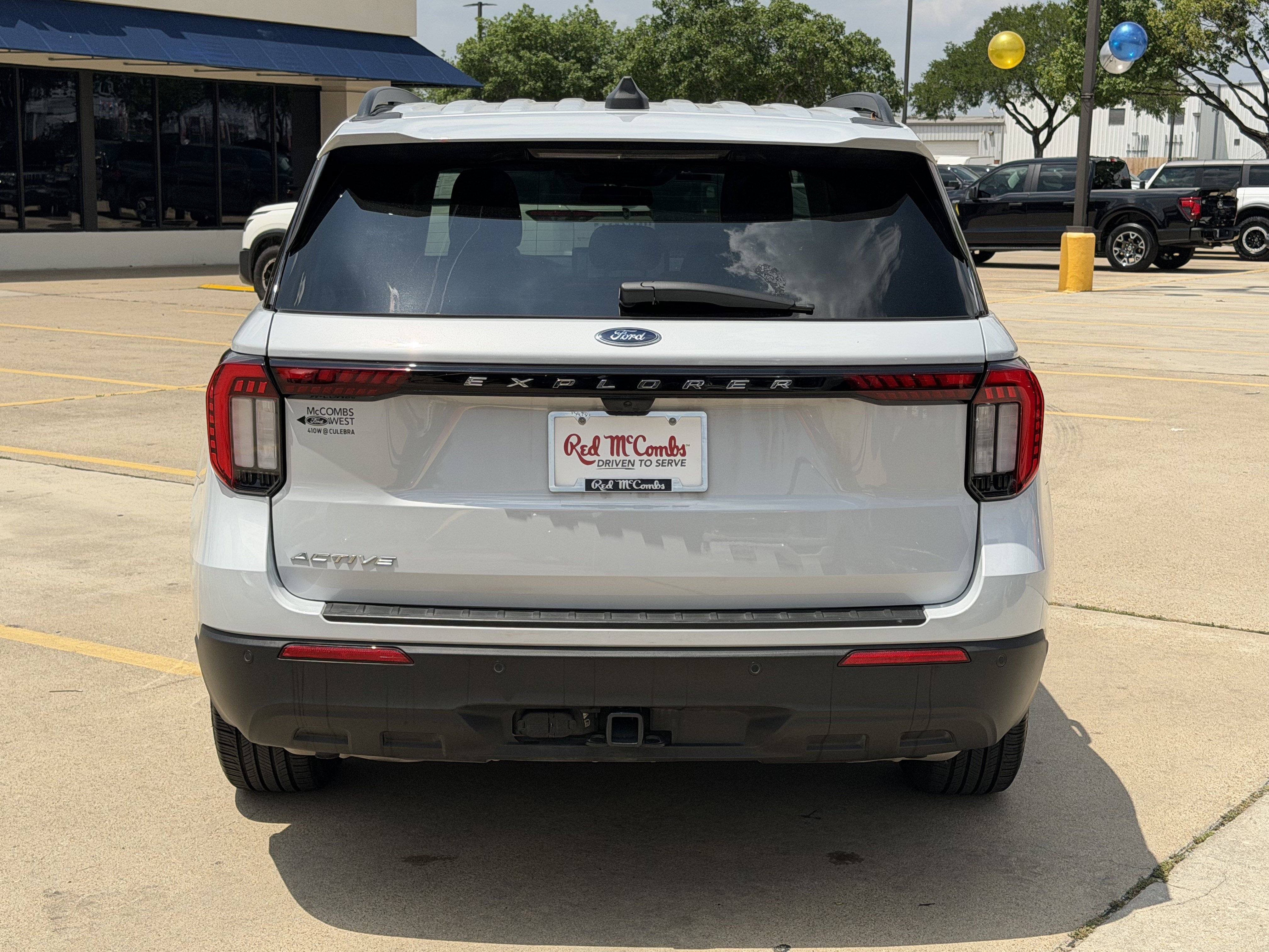 Certified 2025 Ford Explorer Active RWD image 6