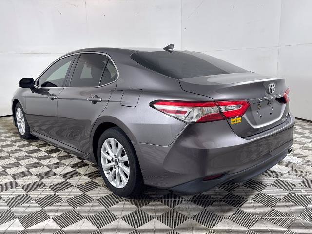 Used 2019 Toyota Camry LE FWD image 6