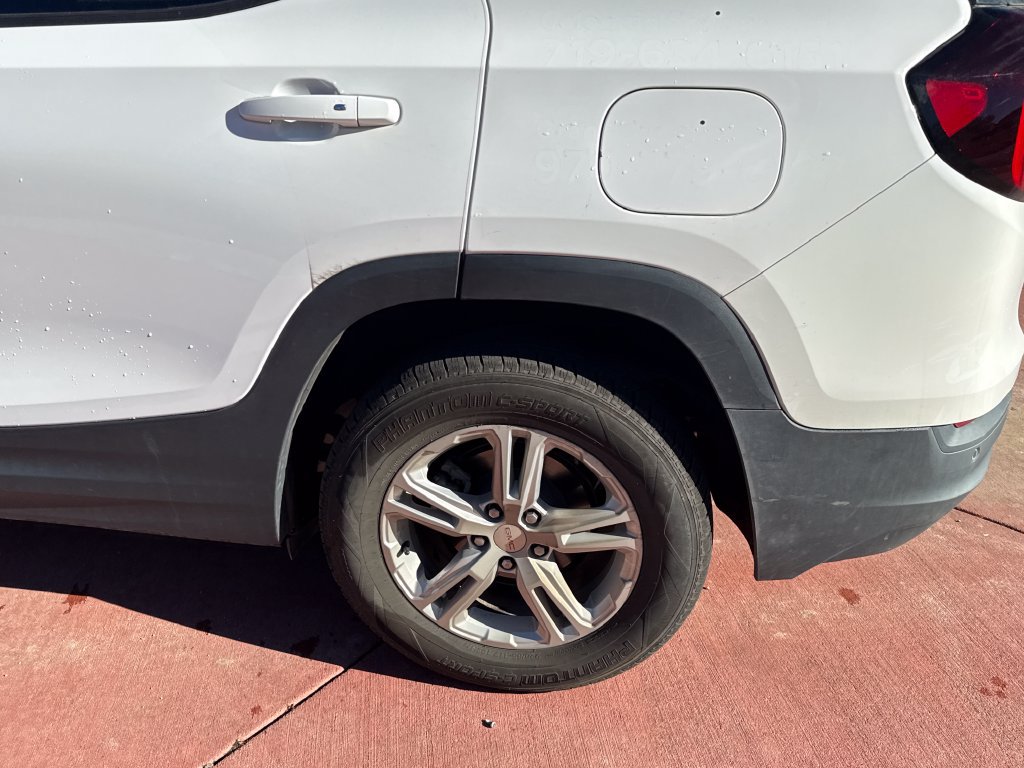 Used 2022 GMC Terrain SLE w/ Driver Convenience Package AWD/4WD image 35