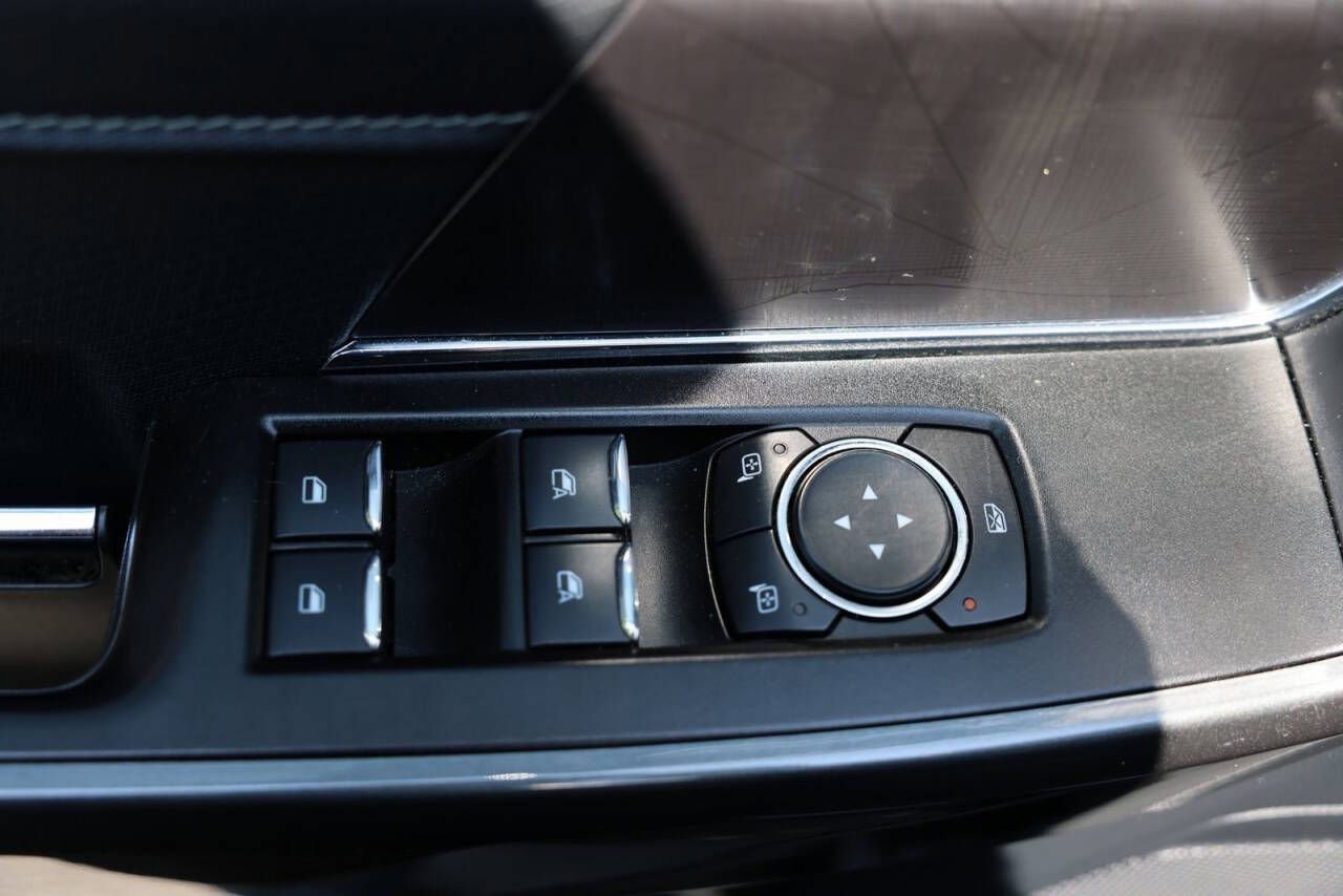 Certified 2022 Ford F150 XLT w/ Equipment Group 302A High image 20