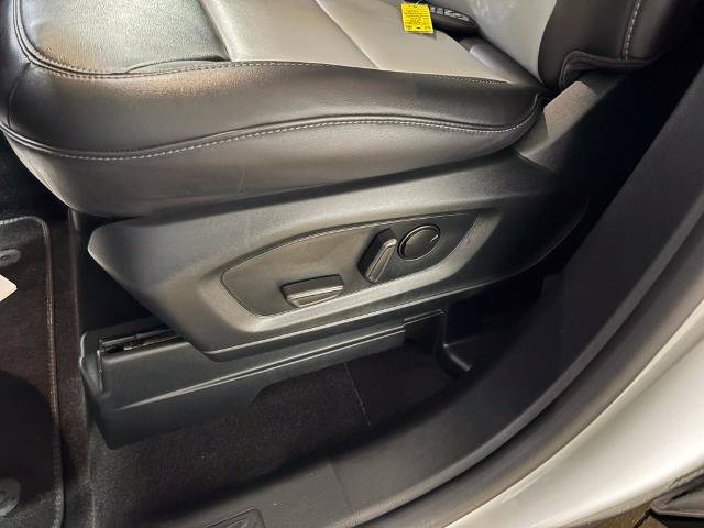 Certified 2024 Ford Explorer XLT w/ Equipment Group 202A AWD/4WD image 19