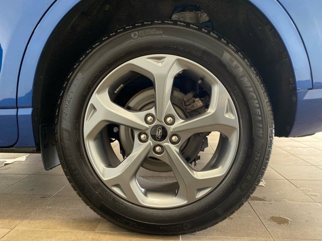 Certified 2023 Ford Escape ST-Line Select AWD/4WD image 25