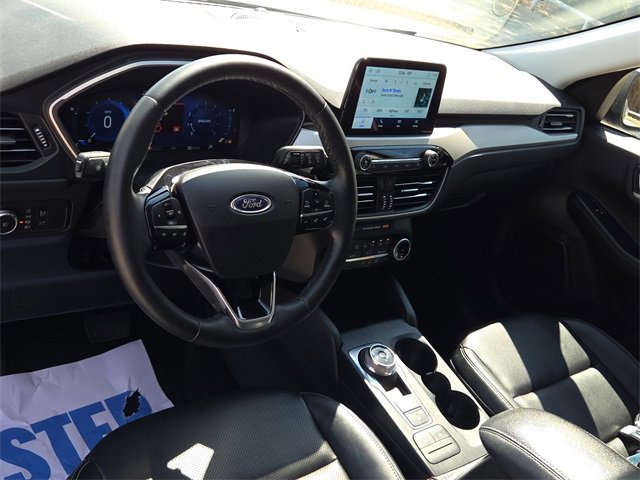 Certified 2022 Ford Escape SEL w/ Technology Package image 16