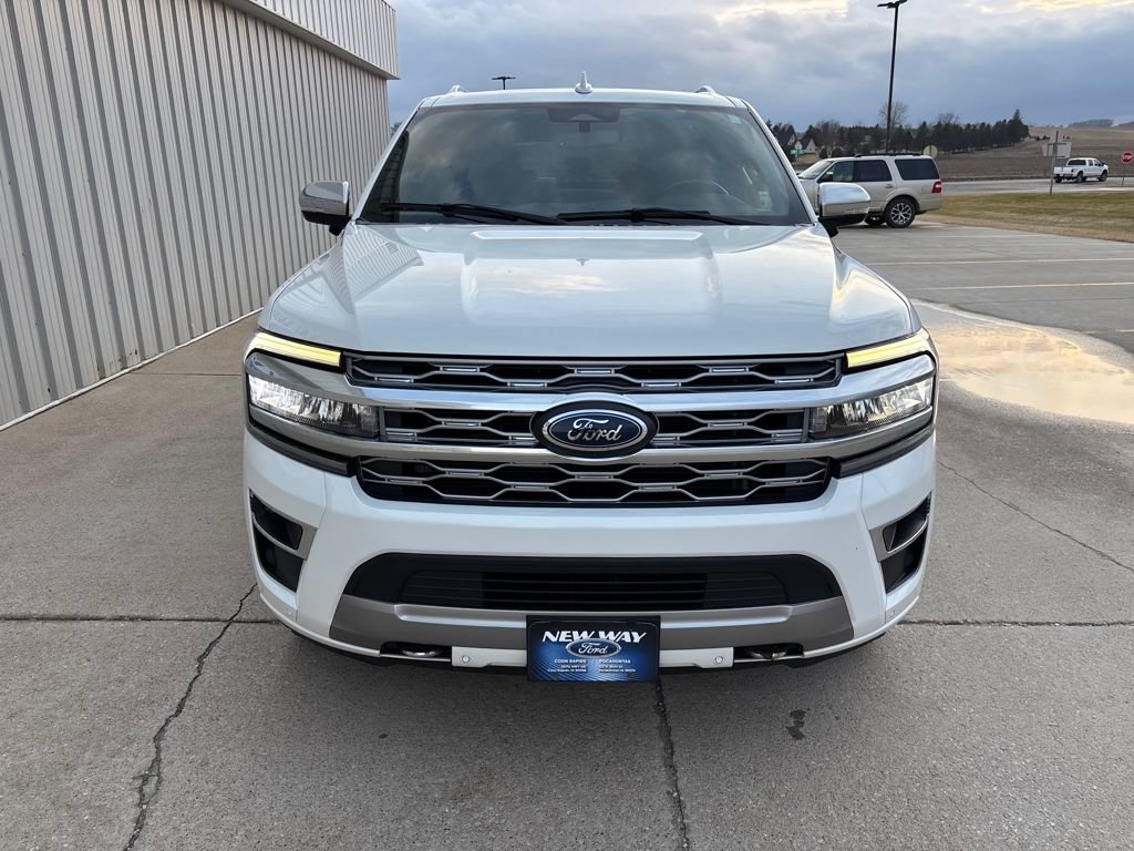 Certified 2022 Ford Expedition Max Platinum AWD/4WD image 2