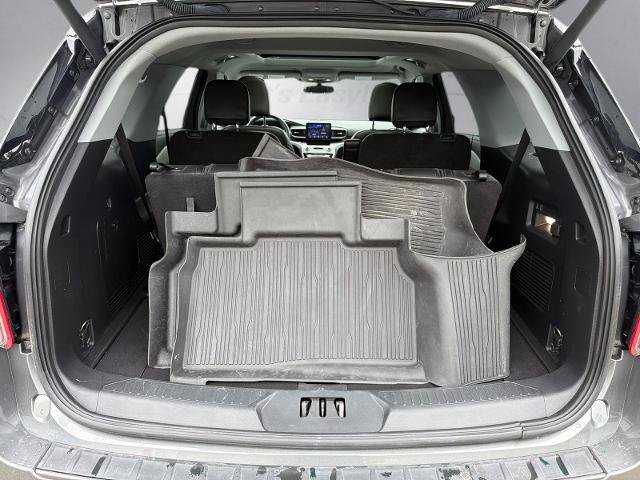 Certified 2022 Ford Explorer XLT w/ Equipment Group 202A AWD/4WD image 25