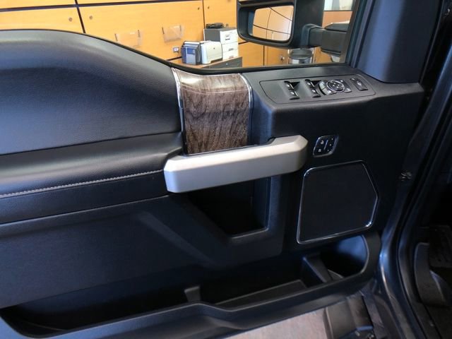 Certified 2017 Ford F250 Lariat w/ Chrome Package image 12