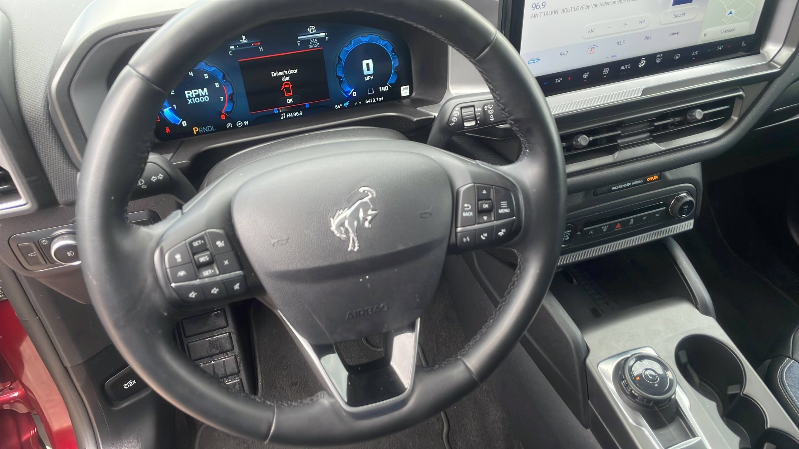 Certified 2025 Ford Bronco Sport Outer Banks w/ Outer Banks Tech Package+ AWD/4WD image 15