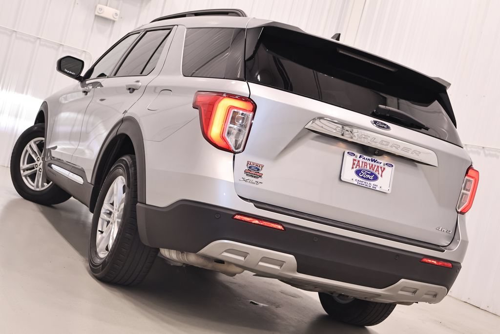 Certified 2021 Ford Explorer XLT w/ Equipment Group 202A AWD/4WD image 40