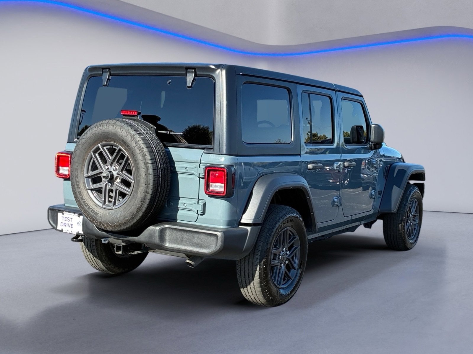 Used 2024 Jeep Wrangler Unlimited Sport AWD/4WD image 6