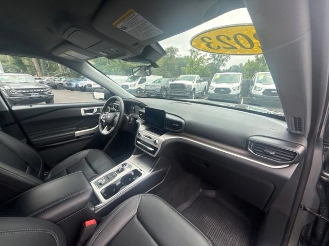 Certified 2023 Ford Explorer XLT w/ Equipment Group 202A AWD/4WD image 11