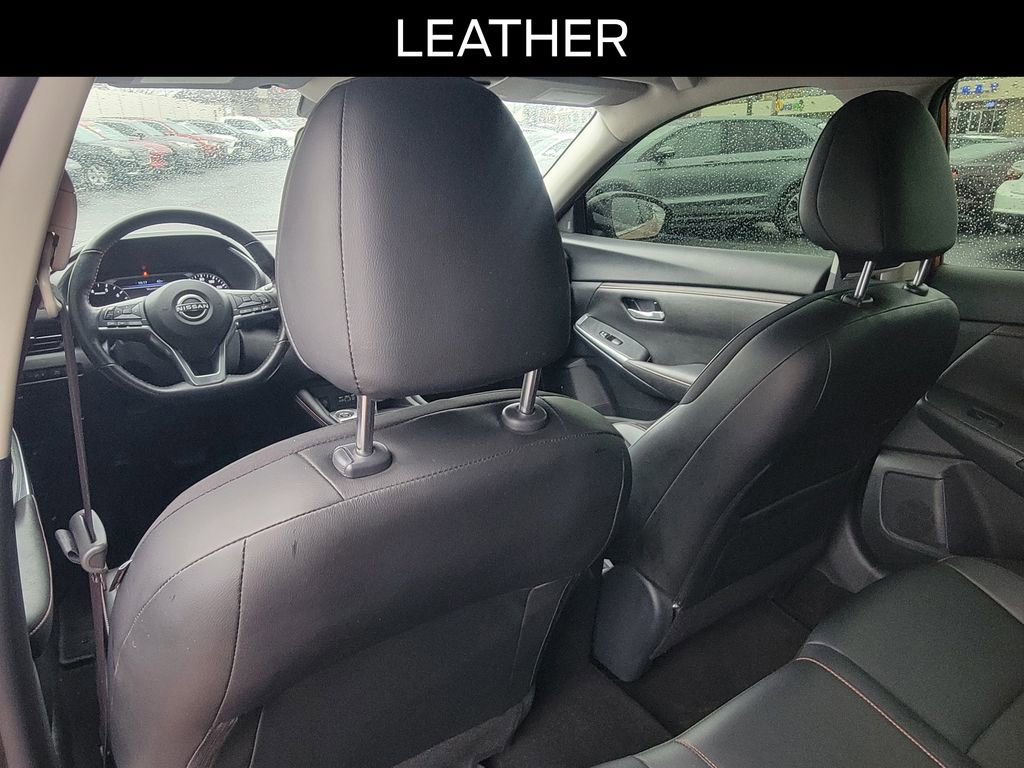 Used 2025 Nissan Sentra SR w/ SR Premium Package image 12