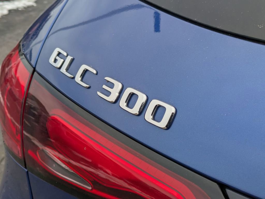 Used 2023 Mercedes-Benz GLC 300 GLC 300 image 13