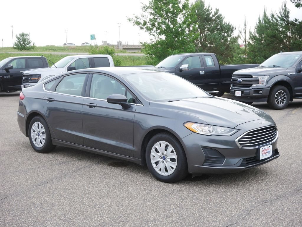 Certified 2019 Ford Fusion S FWD image 3